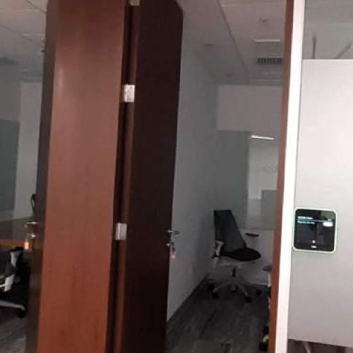 IMPLEMENTACIÓN DE SALA DE REUNIONES